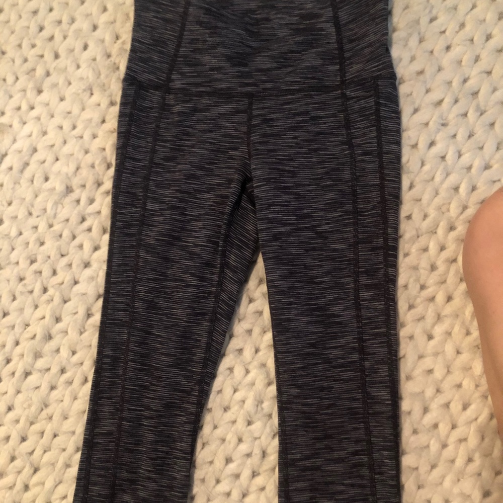Athleta Crop Like New
